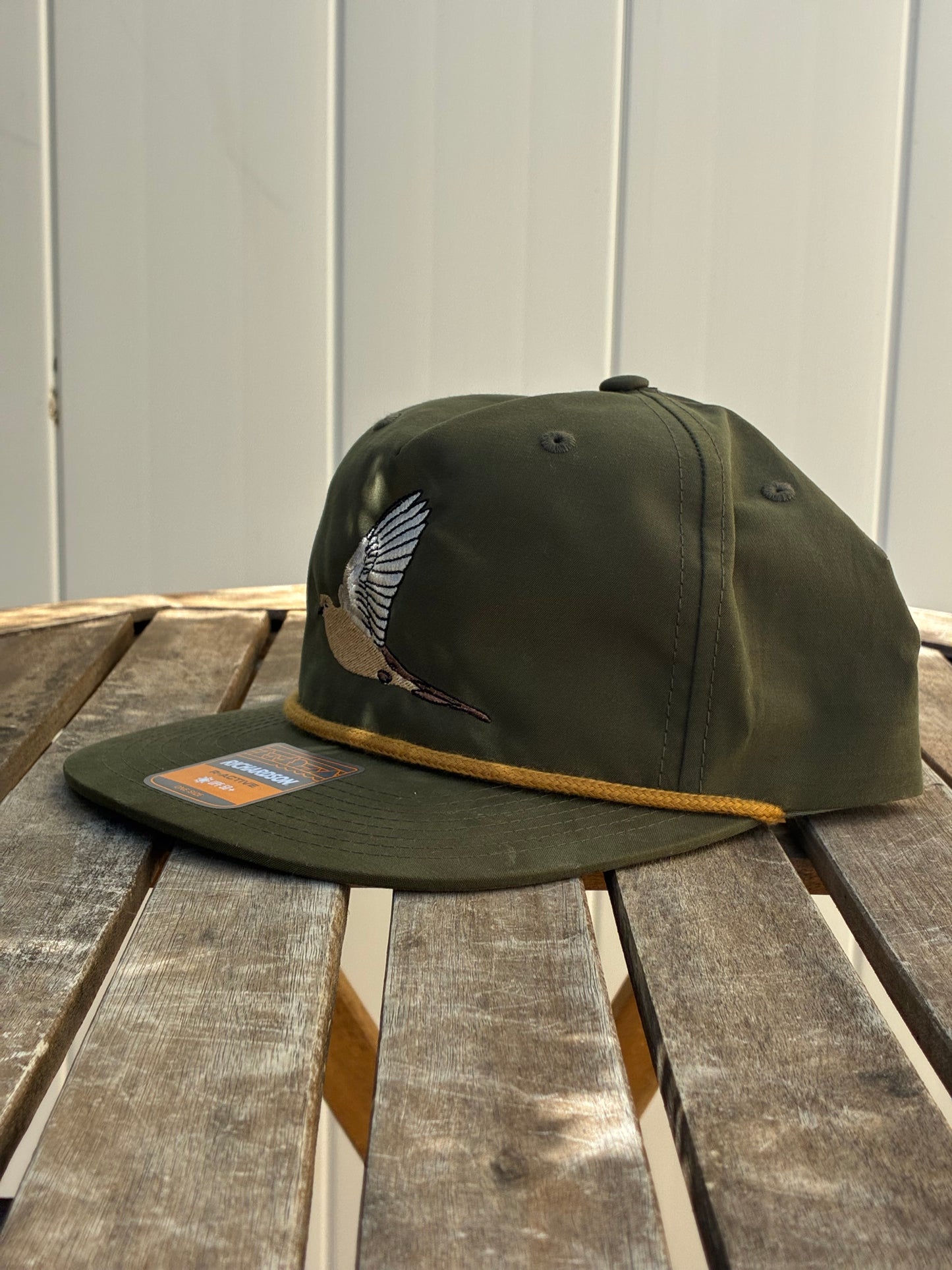 Dove Outfitter